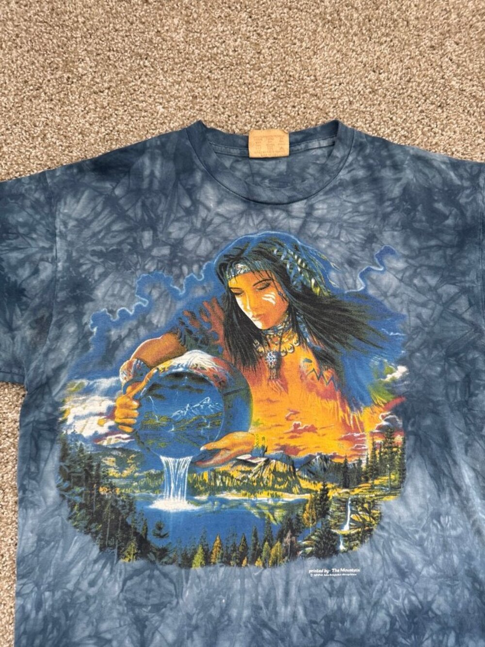 VTG The Mountain Tennessee River Native American Woman Tie Dye Tee Mens Large